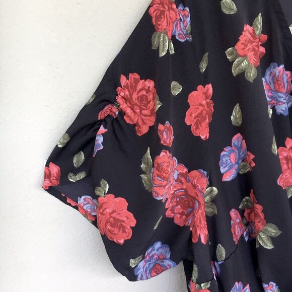 Torrid Babydoll Top Womens 1X 14/16 Black Floral V Neck Surplice Romantic Witchy - Picture 4 of 12